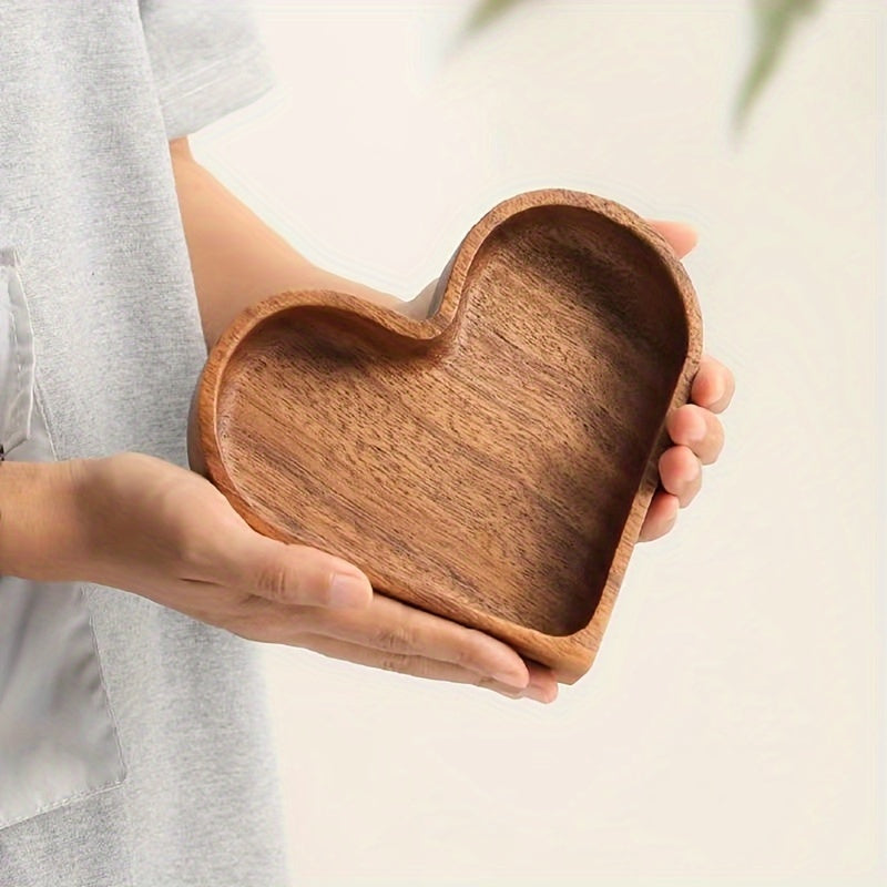 Konoco Heart Shaped Pine Wood Snack Tray for Candy and Nuts, Small Wooden Serving Platter, 6.7x6 Inches, 1-Piece